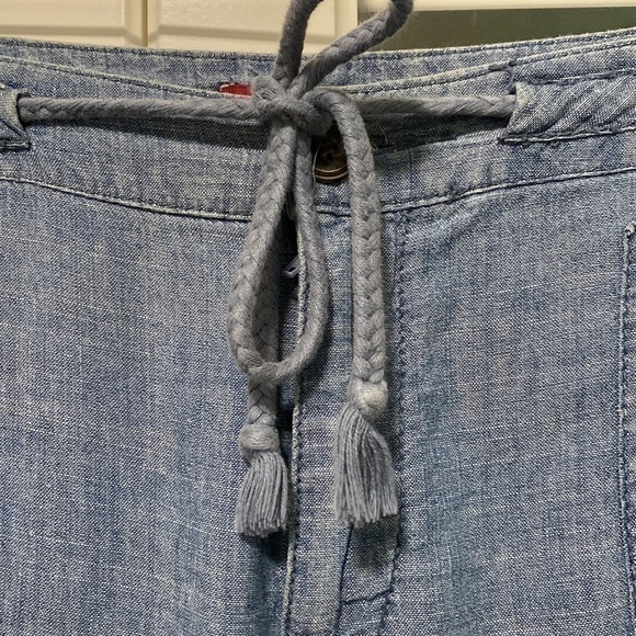 Blue Chambray Straight Leg Drawstring Capri Relaxed Fit Bohemian Pockets Pants - Picture 11 of 16